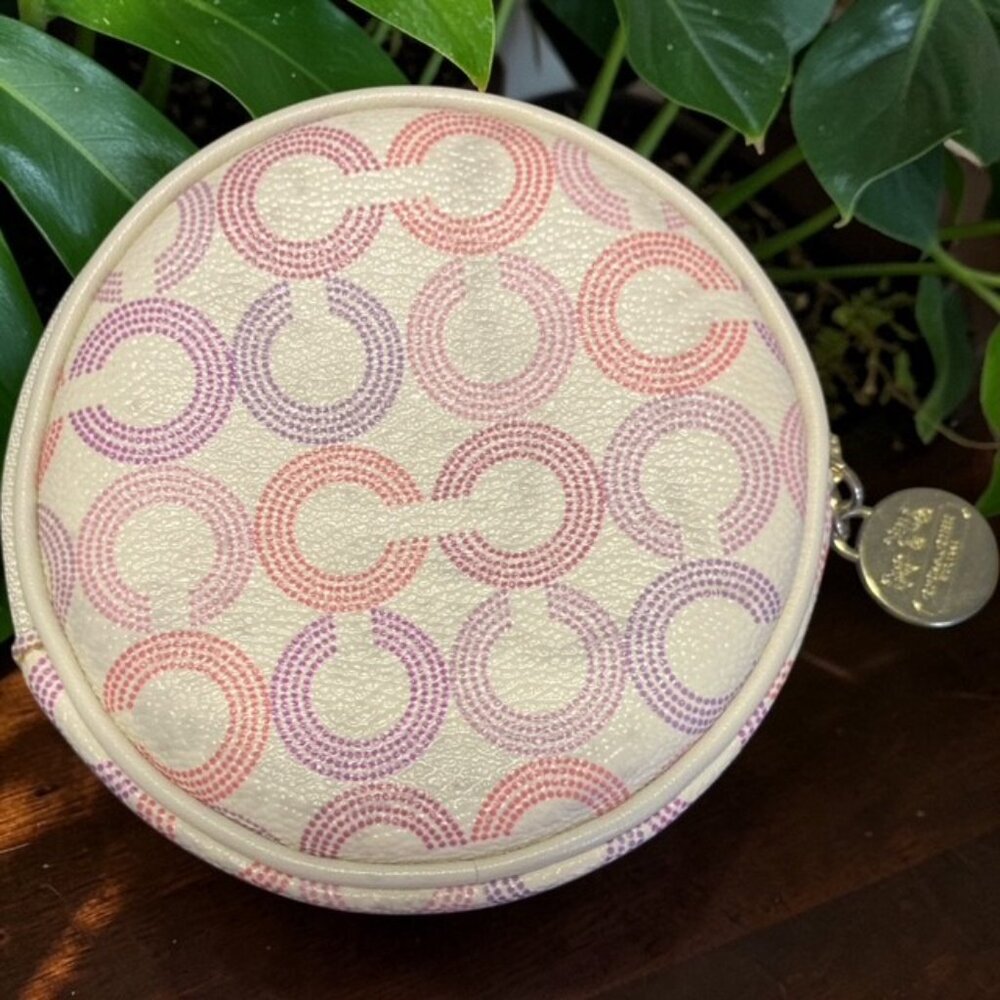 Coach Waverly RETIRED - Optic Art Round Coin Purse #15 - Picture 2 of 3